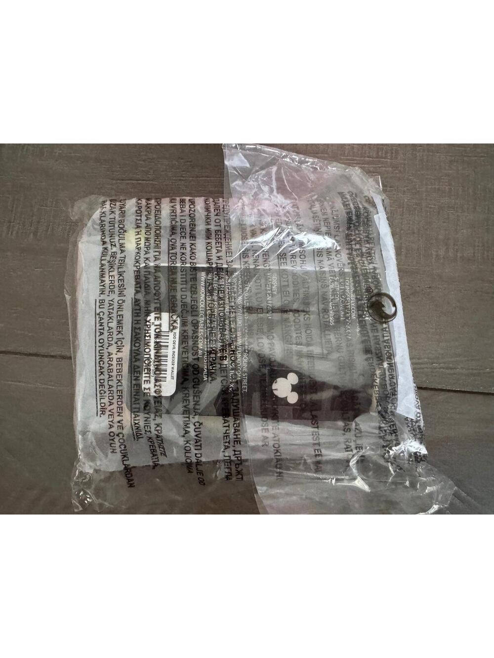 Loungefly Disney Donald Duck Vampire Costume Zip Wallet NWT - Picture 7 of 7
